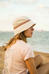 gorro beige cinta