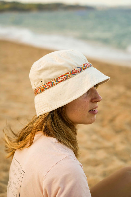 gorro beige cinta
